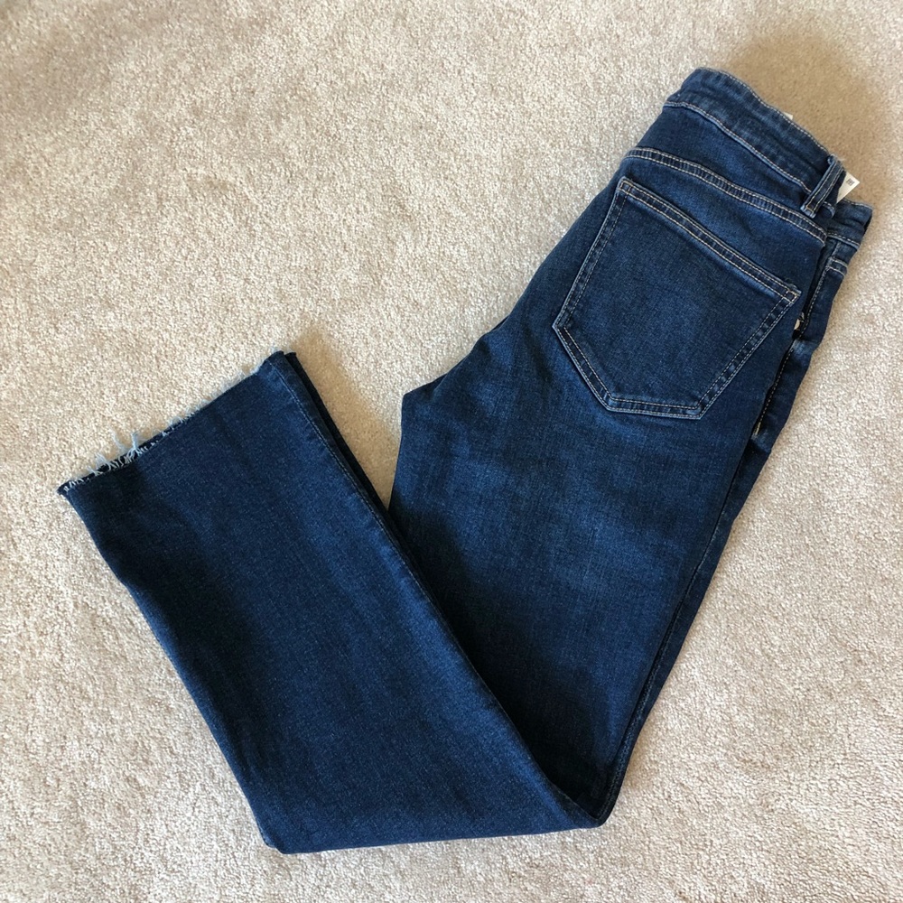 NWT Zara high-waisted raw hem dark wash jeans